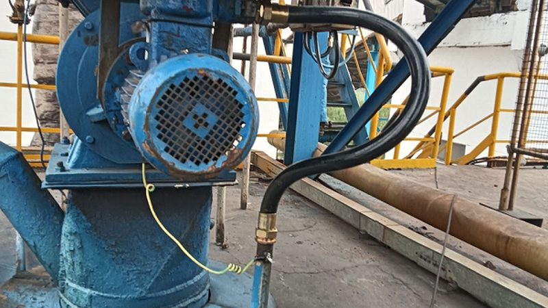 防爆电机扭矩的计算主要基于以下公式：
